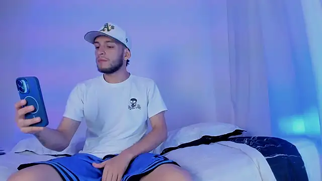  Kevin xxx online show from 20, 10, 2025