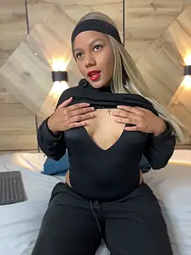 MiaBlonde1 online show from 5, 6, 2026