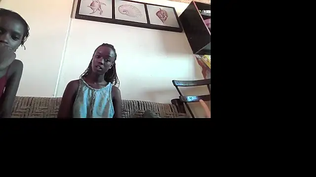 Snapshot of Dark_chocolatepythia chatting on 4, 6, 2026 Dark chocolatepythia online show from 4, 6, 2026