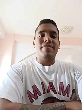 MiloThatch08 online show from 22, 5, 2026