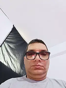SASSY LOVERS online show from 24, 5, 2026
