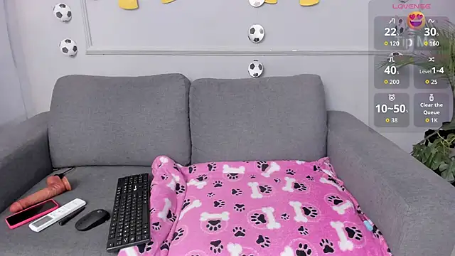 Sofiawonderr online show from 21, 6, 2026
