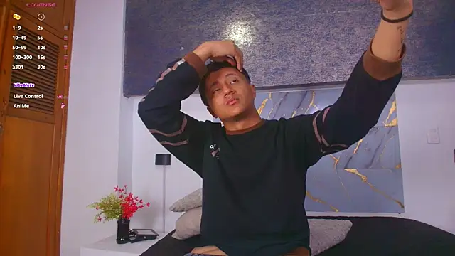 Snapshot of Thiago_Nova chatting on 25, 6, 2026 Thiago Nova online show from 25, 6, 2026