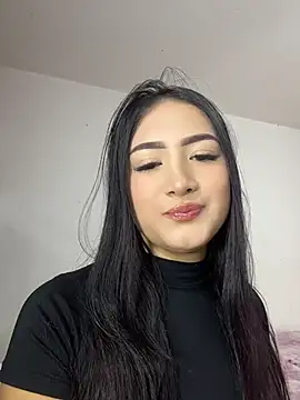 Snapshot of Amelie_rouse chatting on 5, 8, 2026 Amelie rouse online show from 5, 8, 2026