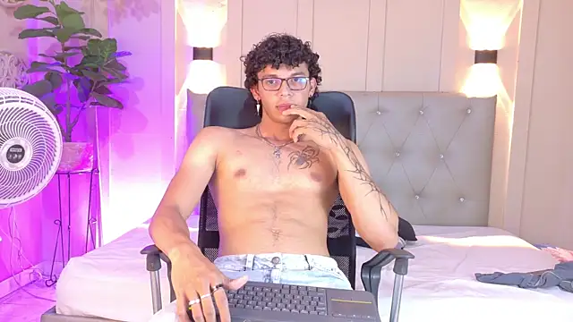 Snapshot of Joseph_spider chatting on 21, 5, 2026 Joseph spider online show from 21, 5, 2026