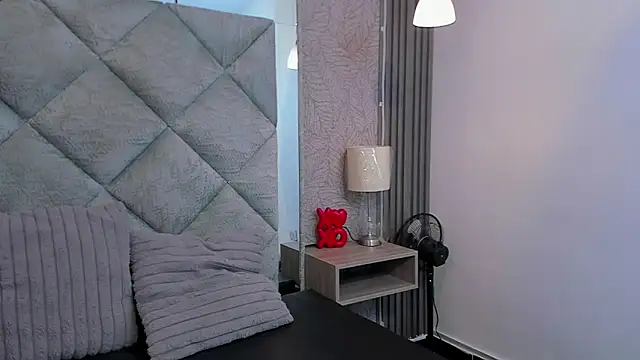 LilithDesire  online show from 28, 5, 2026