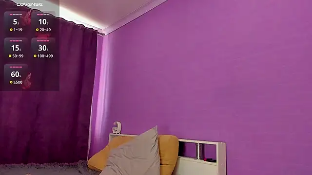 NicolePepper online show from 19, 3, 2025