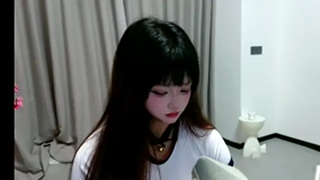 yan-0705 online show from 1, 6, 2026