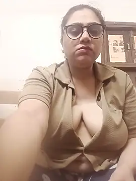 Snapshot of yourchahat27 chatting on 11, 6, 2026 yourchahat27 online show from 11, 6, 2026