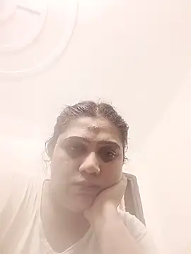 Snapshot of yourchahat27 chatting on 29, 5, 2026 yourchahat27 online show from 29, 5, 2026