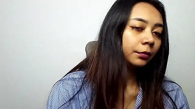 Snapshot of KristieOrtmann chatting on 2, 7, 2026 KristieOrtmann online show from 2, 7, 2026
