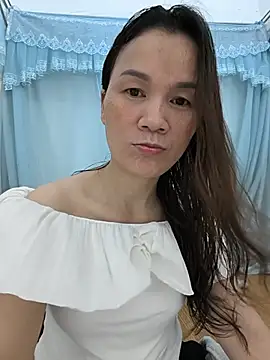 Lye lovely online show from 4, 7, 2026