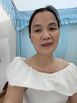 Lye lovely online show from 11, 6, 2026