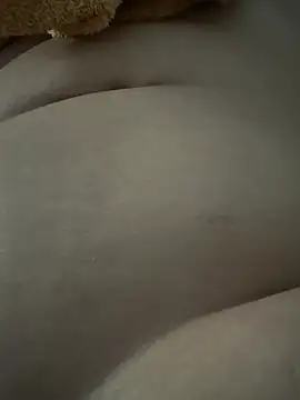 elaaxxx1 online show from 27, 5, 2026