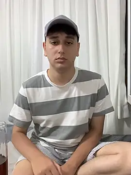 imjustaboyy1 online show from 12, 6, 2026