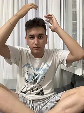 imjustaboyy1 online show from 29, 6, 2026