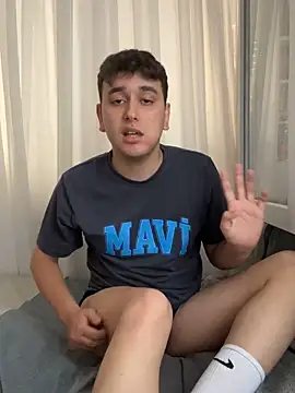imjustaboyy1 online show from 16, 6, 2026