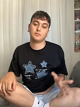 imjustaboyy1 online show from 15, 6, 2026