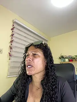 Snapshot of victorya_milf chatting on 29, 6, 2026 victorya milf online show from 29, 6, 2026