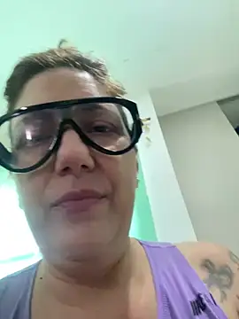 Snapshot of lulupiecitosamor chatting on 16, 7, 2026 lulupiecitosamor online show from 16, 7, 2026