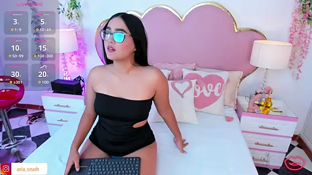 KaylaDavies online show from 27, 5, 2026