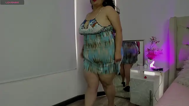 JadeBellee online show from 24, 6, 2026