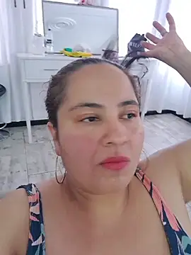 Snapshot of JadeBellee chatting on 29, 5, 2026 JadeBellee online show from 29, 5, 2026