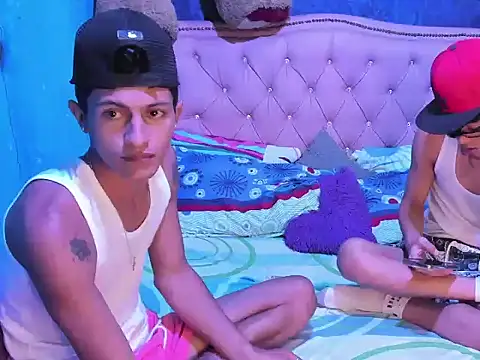 sexy guys23 online show from 27, 5, 2026