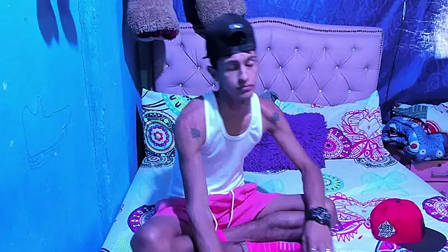 sexy guys23 online show from 22, 5, 2026