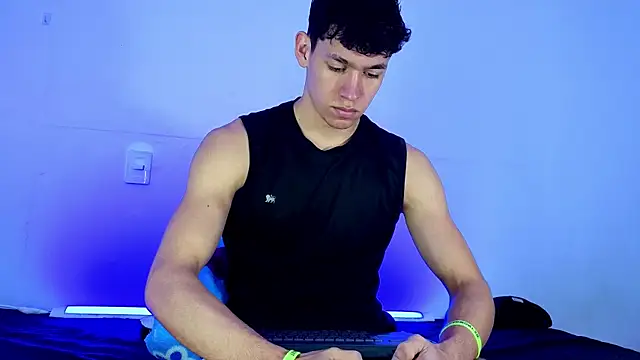 Luke Muscle online show from 25, 5, 2026