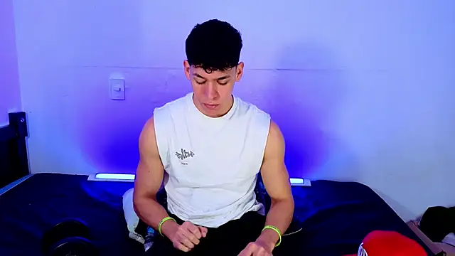 Luke Muscle online show from 6, 6, 2026