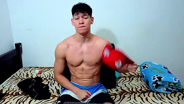 Luke Muscle online show from 19, 6, 2026