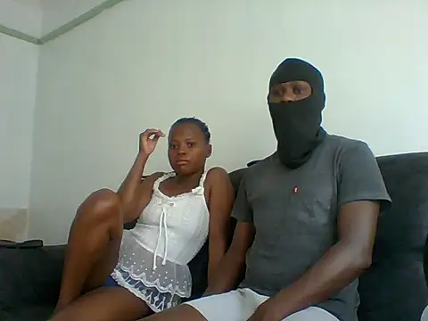 Snapshot of TonnyAmellia chatting on 1, 6, 2026 TonnyAmellia online show from 1, 6, 2026