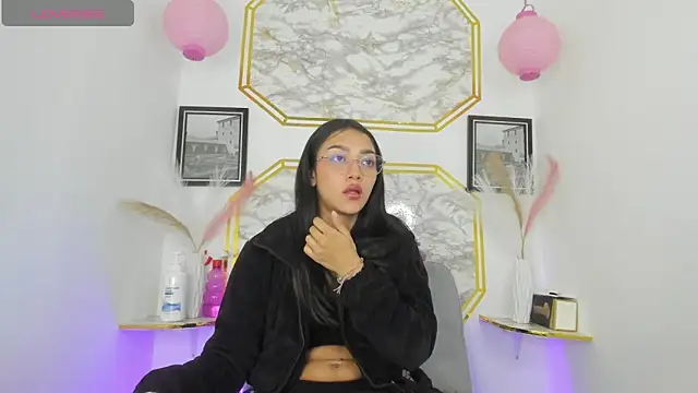 jaulyn 18   online show from 12, 6, 2026