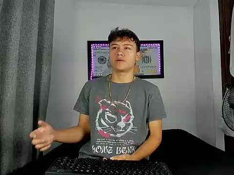 Fuck Bunnnyy online show from 31, 5, 2026