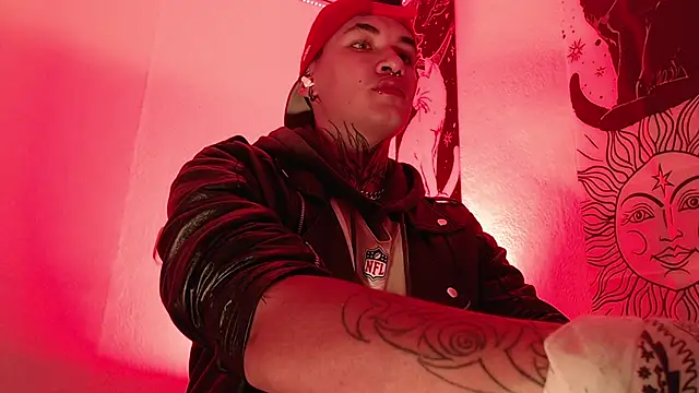AlecBanne  online show from 11, 6, 2026