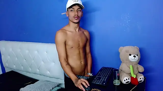 Angel foxc13 online show from 25, 6, 2026