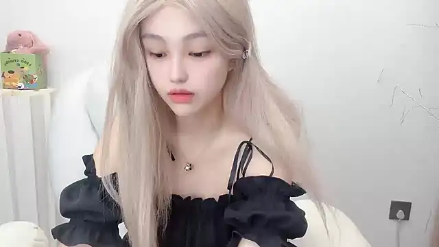 Snapshot of jiangjiang2005 chatting on 17, 6, 2026 jiangjiang2005 online show from 17, 6, 2026