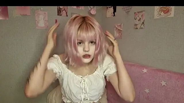 VelvetAlice online show from 8, 7, 2026