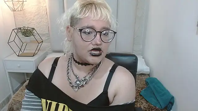 Echypyon  online show from 26, 5, 2026
