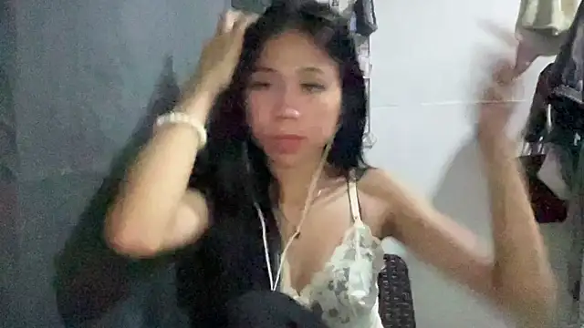 amberluiss online show from 1, 6, 2026