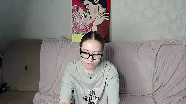  kitti meow  online show from 24, 6, 2026