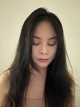 Snapshot of enen-123 chatting on 10, 6, 2026 enen-123 online show from 10, 6, 2026