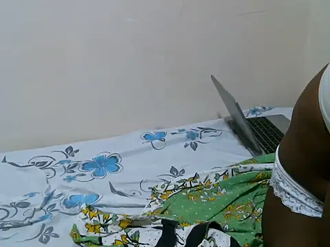 Snapshot of kinky_nymo chatting on 23, 5, 2026 kinky nymo online show from 23, 5, 2026