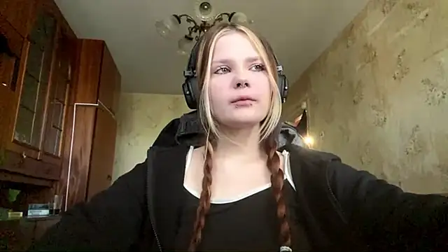 SusanaLeichty online show from 27, 5, 2026