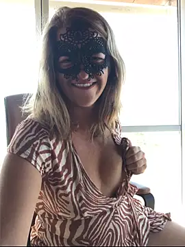 Sexy Nicolette Dutch online show from 15, 6, 2026