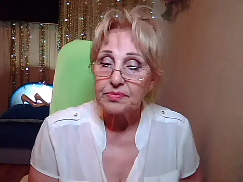 Snapshot of Wena-Sweety chatting on 7, 6, 2026 Wena-Sweety online show from 7, 6, 2026