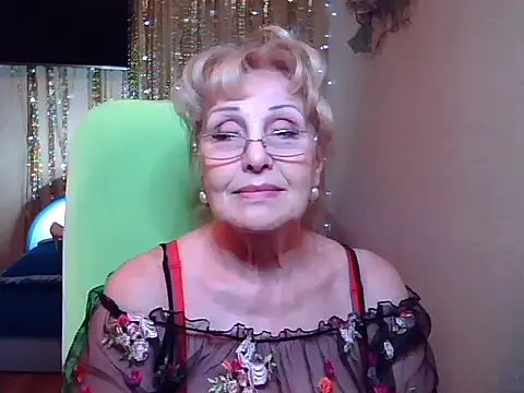 Snapshot of Wena-Sweety chatting on 9, 6, 2026 Wena-Sweety online show from 9, 6, 2026
