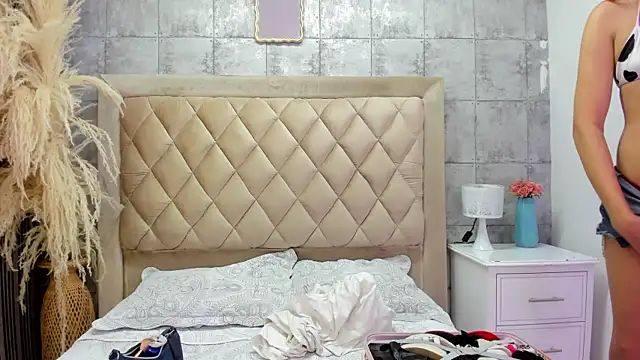 CleoFoxxx  online show from 10, 6, 2026