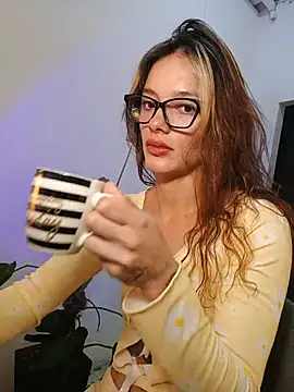 karenarango online show from 17, 6, 2026